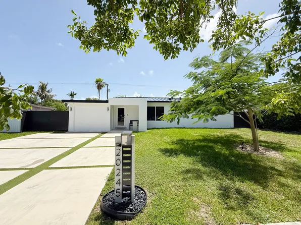 20245 Ranch Rd, Cutler Bay, FL 33189