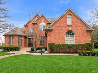 21675 Medallion Ct, Macomb, MI 48044