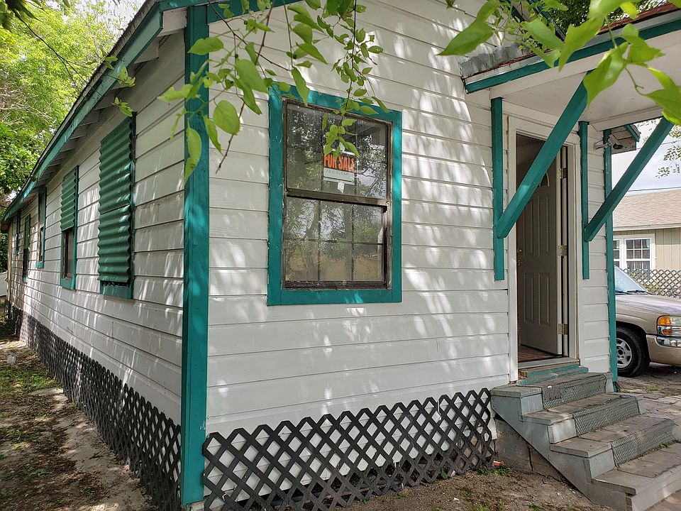 1st image of 813 Dolores St