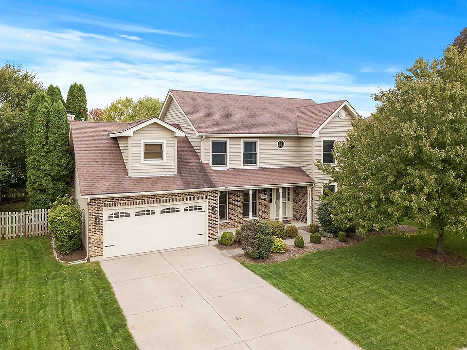 1st image of 1121 Averill Dr