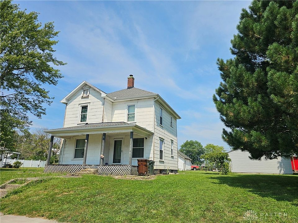 1st image of 320 E Church St