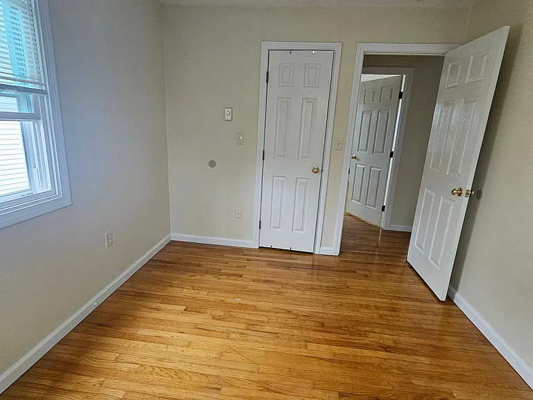 1745 Boston Post Rd — Photo 19