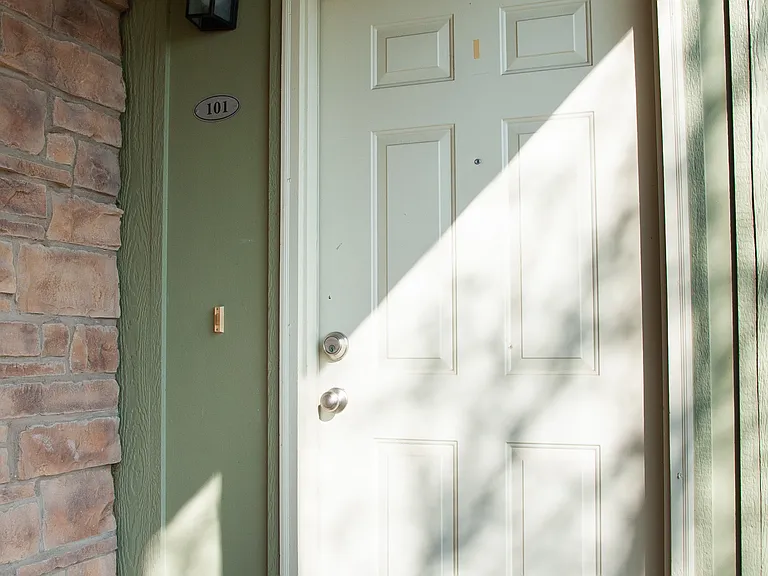 625 Folks Rd #143 — Photo 5