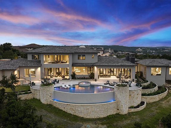 2nd image of 4901 Mirador Dr
