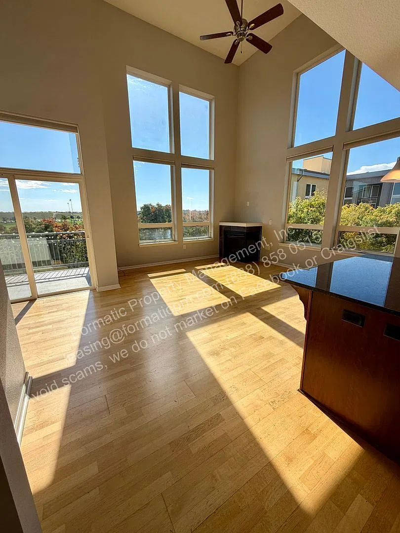 1 bed, 2.0 bath, $2,095 — Photo 3