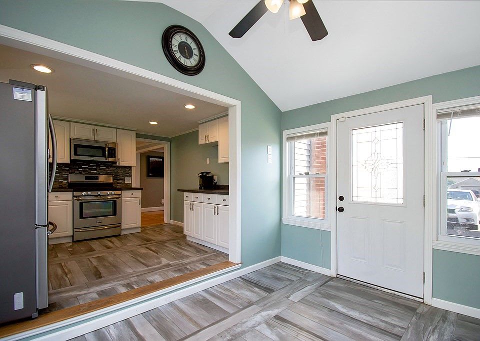 218 Winton St, Springfield, MA 01118 Zillow