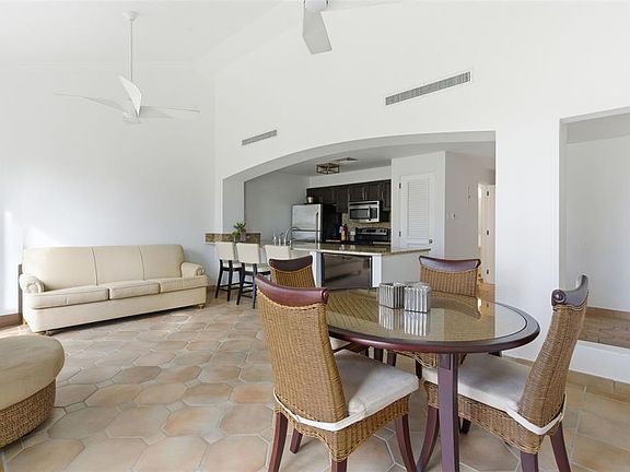 4th image of Las Casitas I 1000 AVENUE EL CONQUISTADOR #5214-15-16
