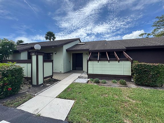 2nd image of 446 Knollwood Court