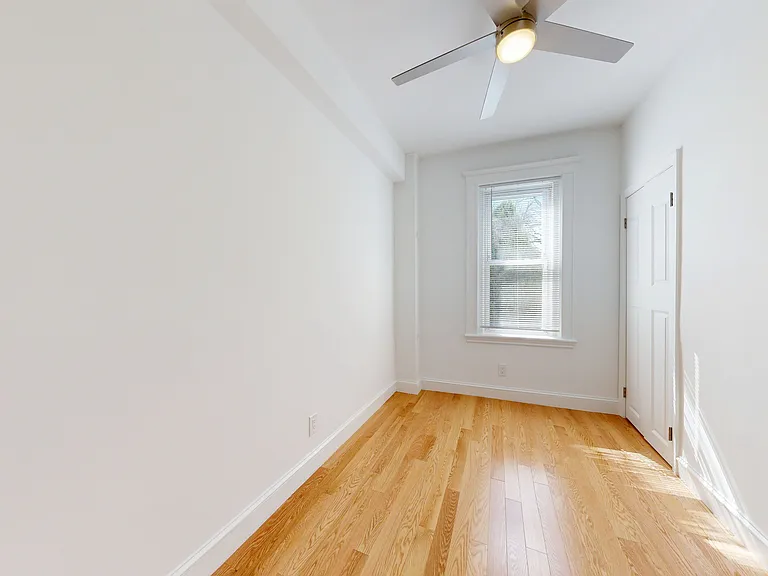 151 Park Dr #5 — Photo 8