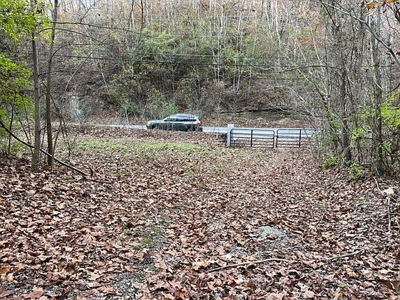 2nd image of 7166 River Road Pike