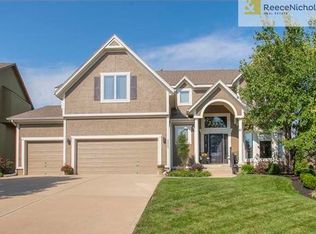 22800 W 44th Ter, Shawnee, KS 66226