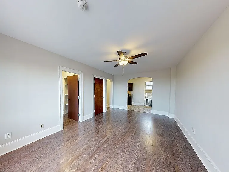 Campus Apartments — Photo 14