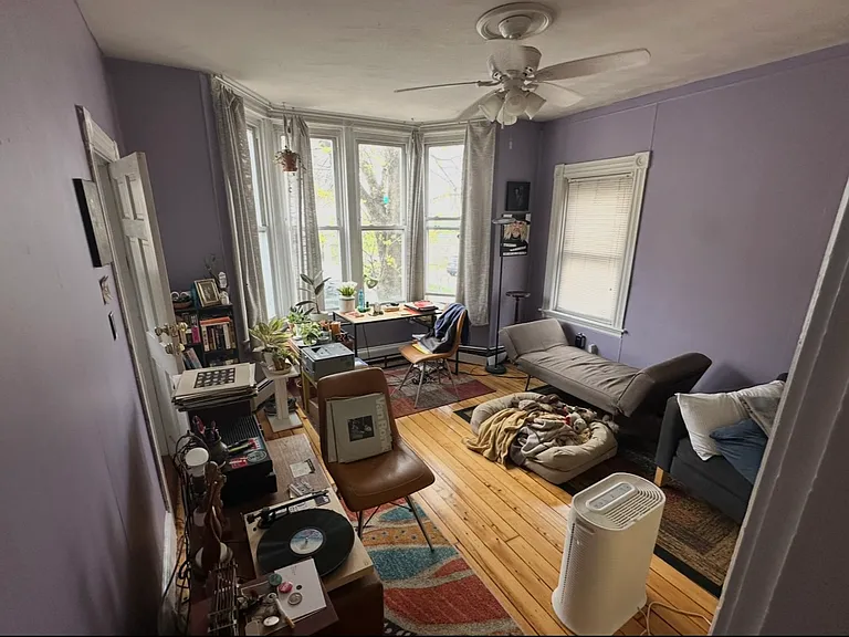 18 Armstrong Ave #1 — Photo 5