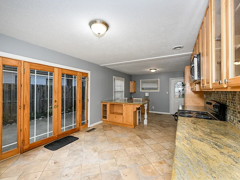 287 Edgewood Dr — Photo 10