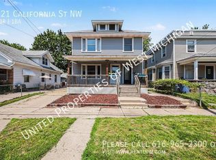 721 California St NW, Grand Rapids, MI 49504