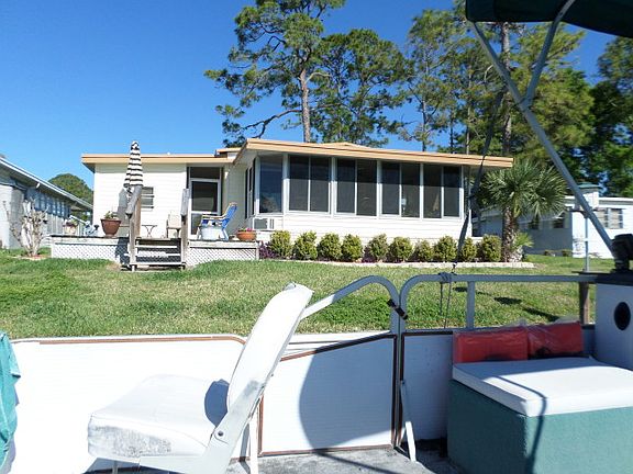 2nd image of 158 N Lake Dr