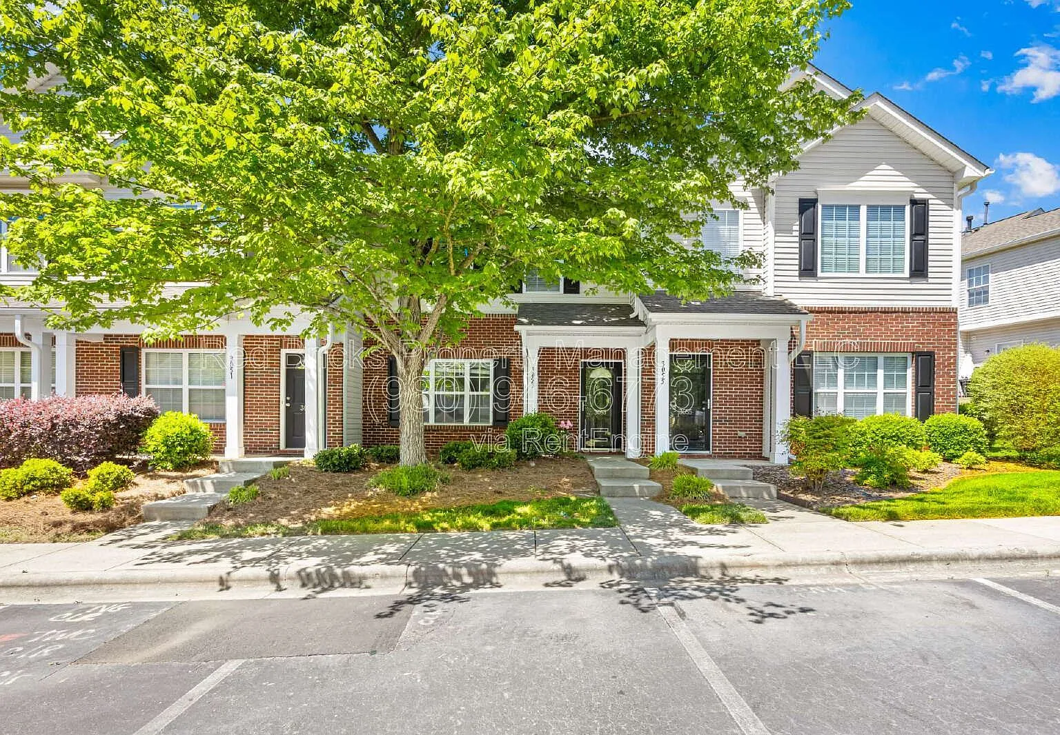 3 bed, 2.5 bath, 1387 sqft, $1,795 — Photo 1