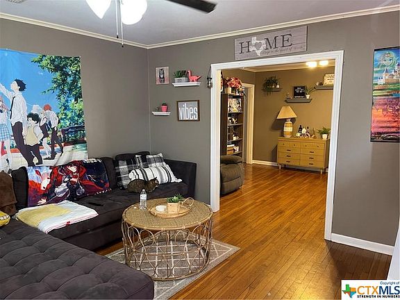 2nd image of 212 S Duval St