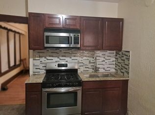 2420 N 39th St, Milwaukee, WI 53210