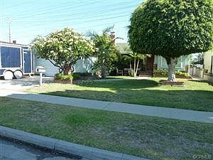 1st image of 8537 Phlox Dr