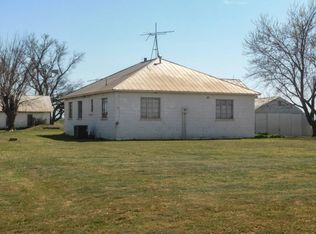 17358 E 670th Rd, Hennessey, OK 73742