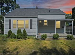 23260 Seneca St, Oak Park, MI 48237