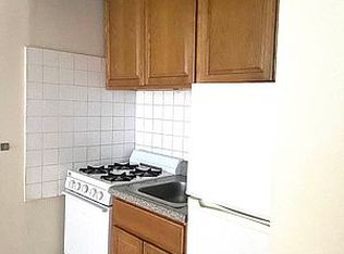 437 E 74th St APT 3D, New York, NY 10021