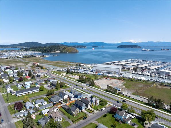 806 25th Street, Anacortes, WA 98221