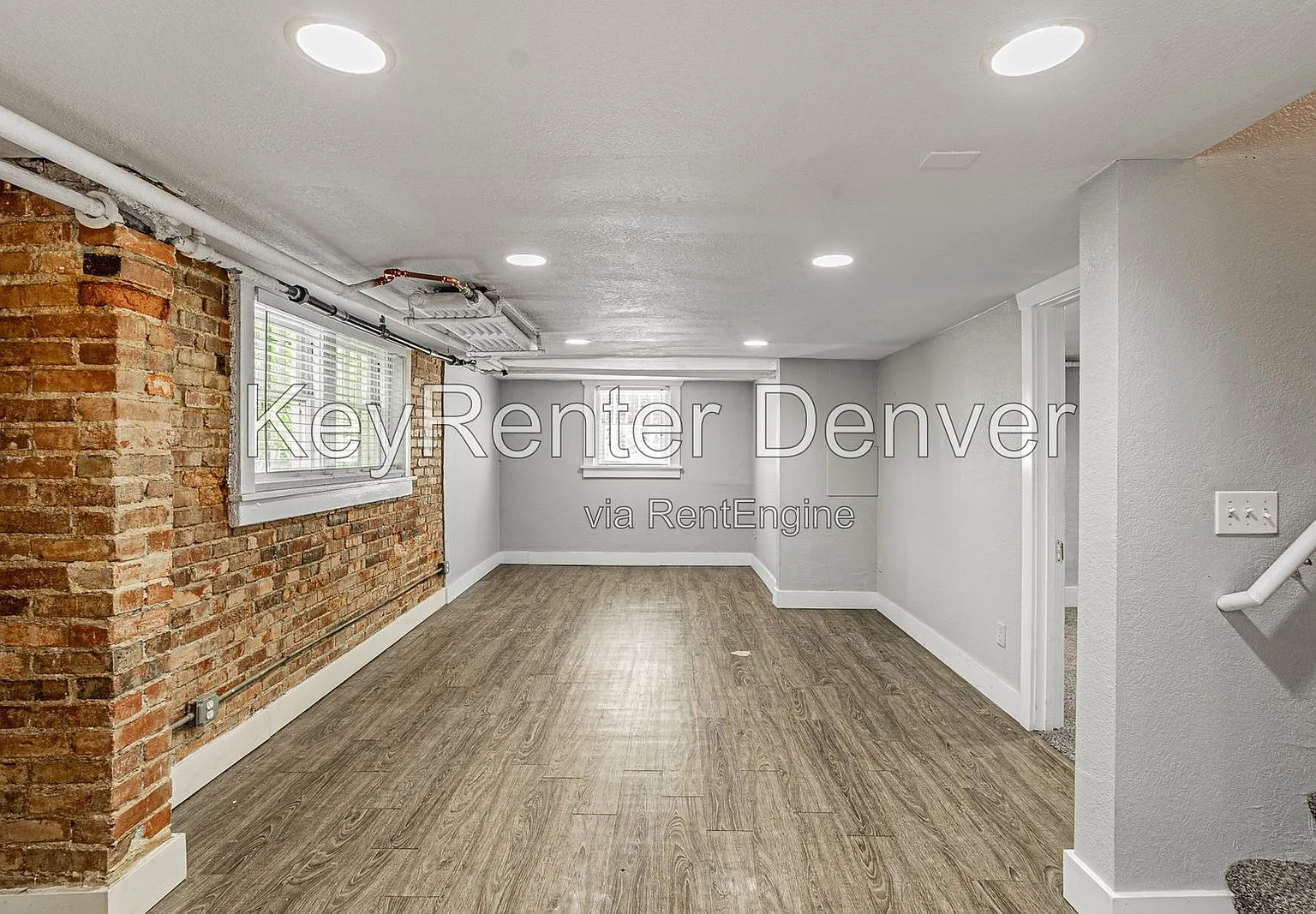 2 bed, 2.0 bath, 1350 sqft, $1,895 — Photo 2
