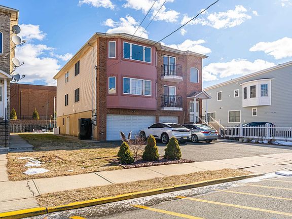 2nd image of 196 Sanford Ave