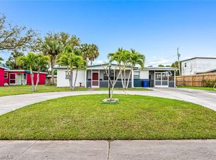 706 Camellia Dr, North Fort Myers, FL 33903