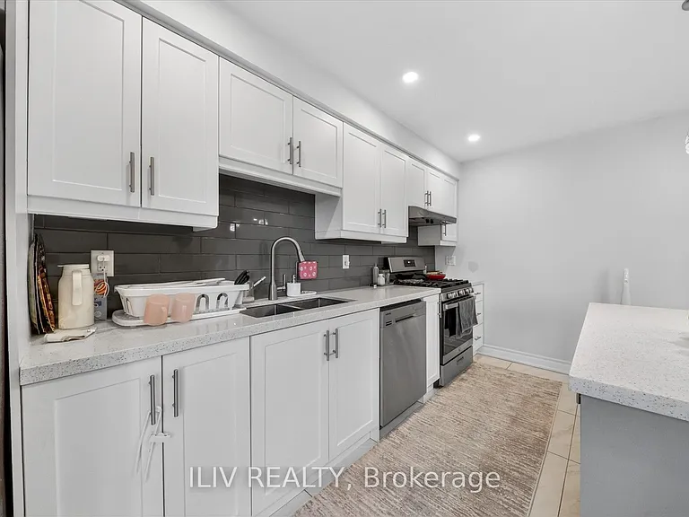 16 Angela Ct #MAIN — Photo 5