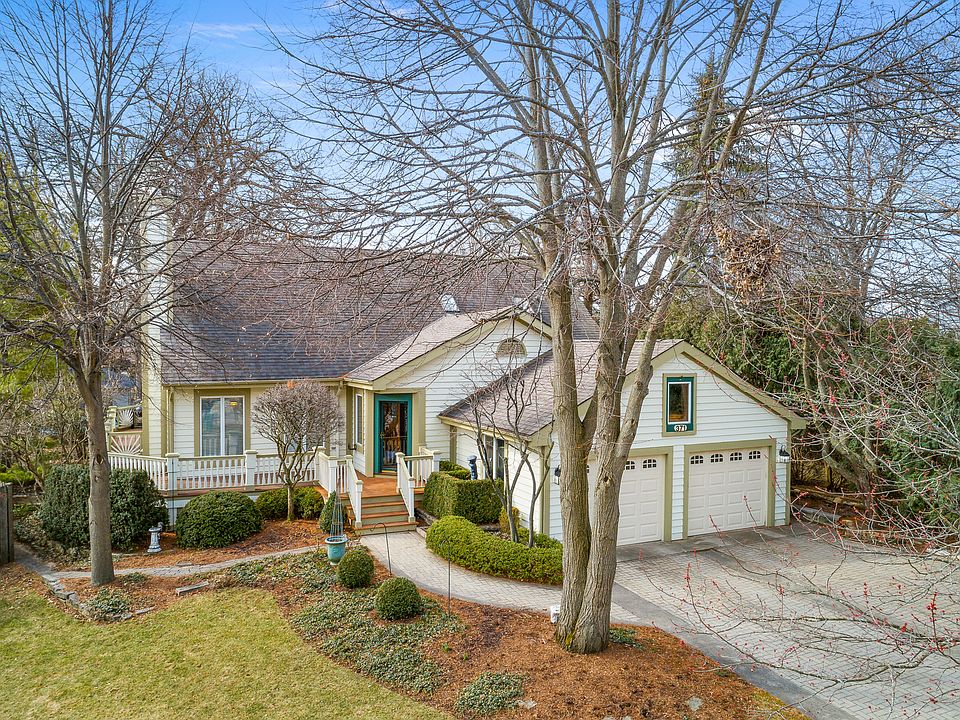 1st image of 371 Allison Ct