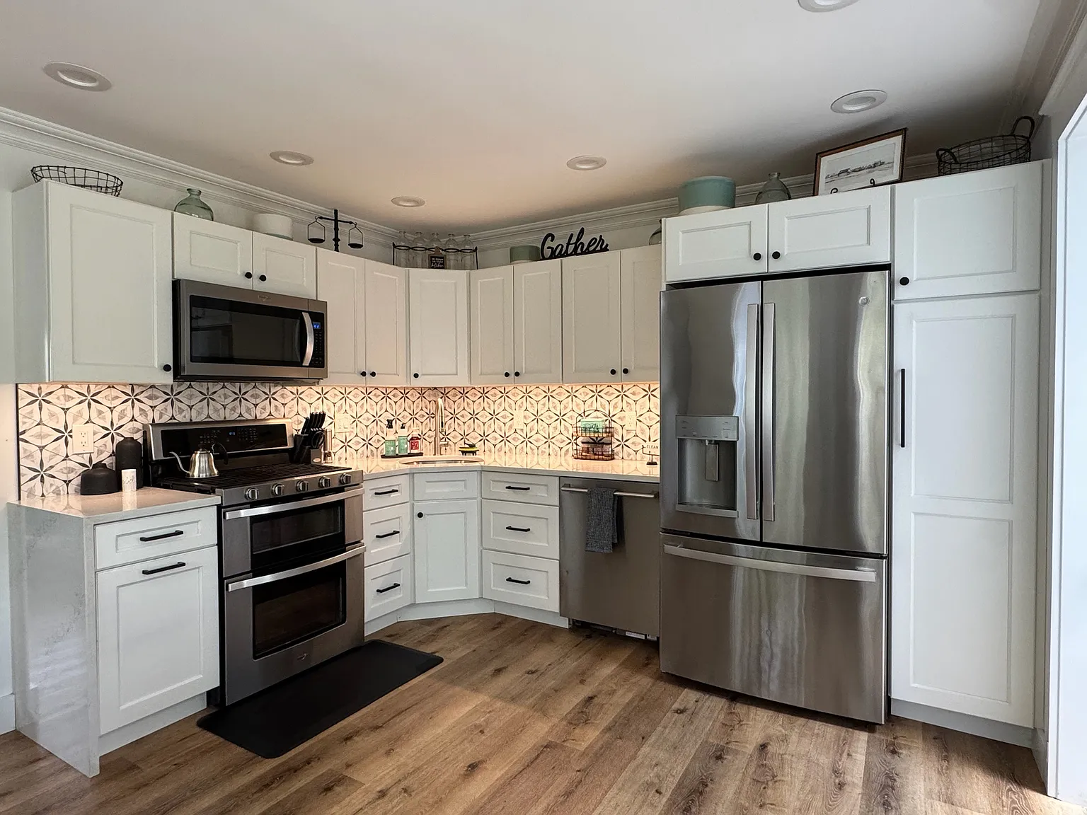 3 bed, 1500 sqft, $4,400 — Photo 2