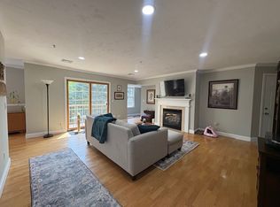 117 Revere St #H, Canton, MA 02021
