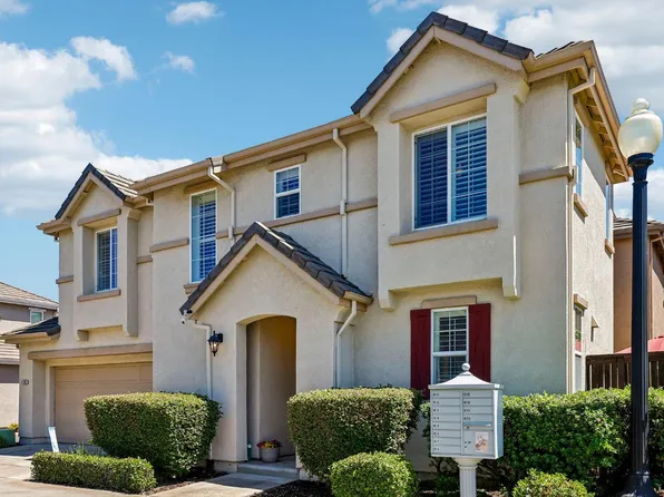 9196 Cortina Cir, Roseville, CA 95678