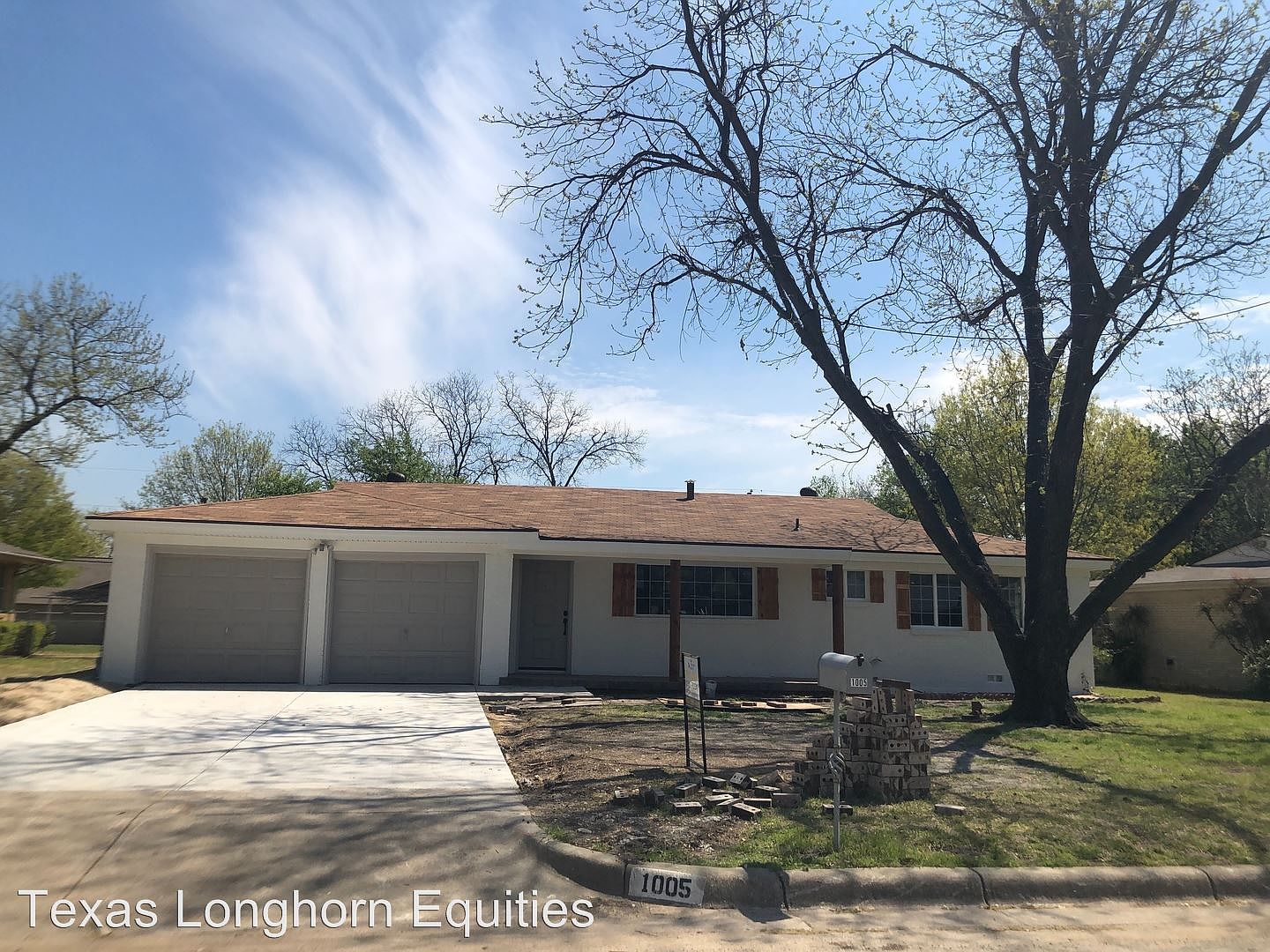 1005 Park Center St, Benbrook, TX 76126 Zillow