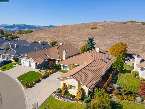 2nd image of 3000 Marble Canyon Pl
