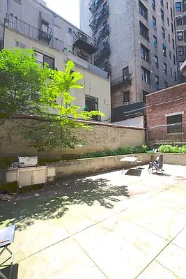 1st image of 294 W 92nd St APT 1c