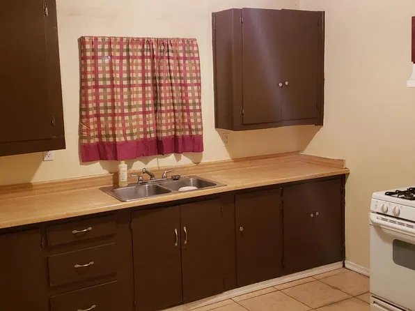 11985 Chamberlaine Ave, Adelanto, CA 92301