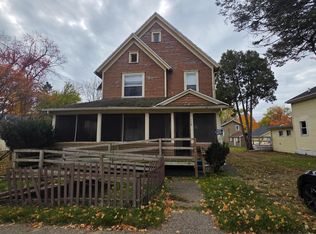 113 W Walnut St, Albion, MI 49224