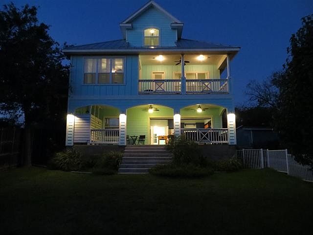 1st image of 210 Campa Pajama Ln