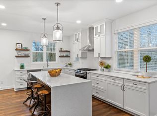 N75W13966 Appleton Ave, Menomonee Falls, WI 53051