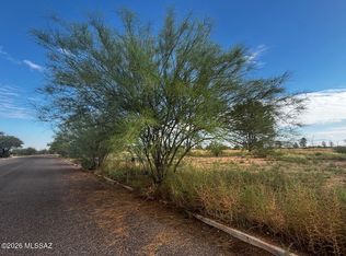 E Geneva St, Pearce, AZ 85625