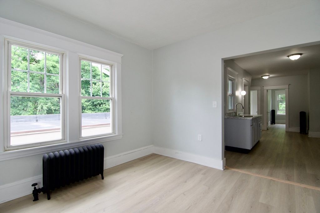 655 N Main St, East Longmeadow, MA - More