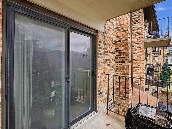 4th image of 332 Klein Creek Ct APT C