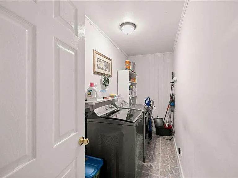 2110 Prather Bridge Rd — Photo 23