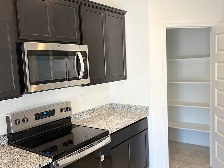 1819 W Starfire Ave — Photo 8