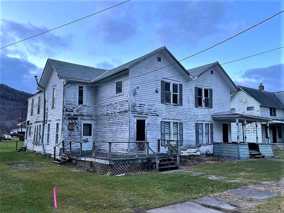 2nd image of 212 N Water St #214
