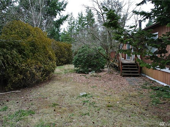 Nice mature plantings for privacy